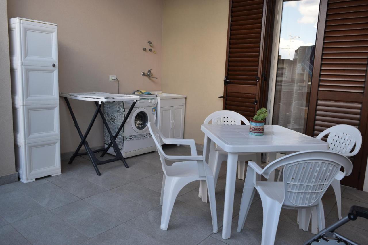Casa Vacanze Lombardo 圣泰雷萨迪里瓦 外观 照片