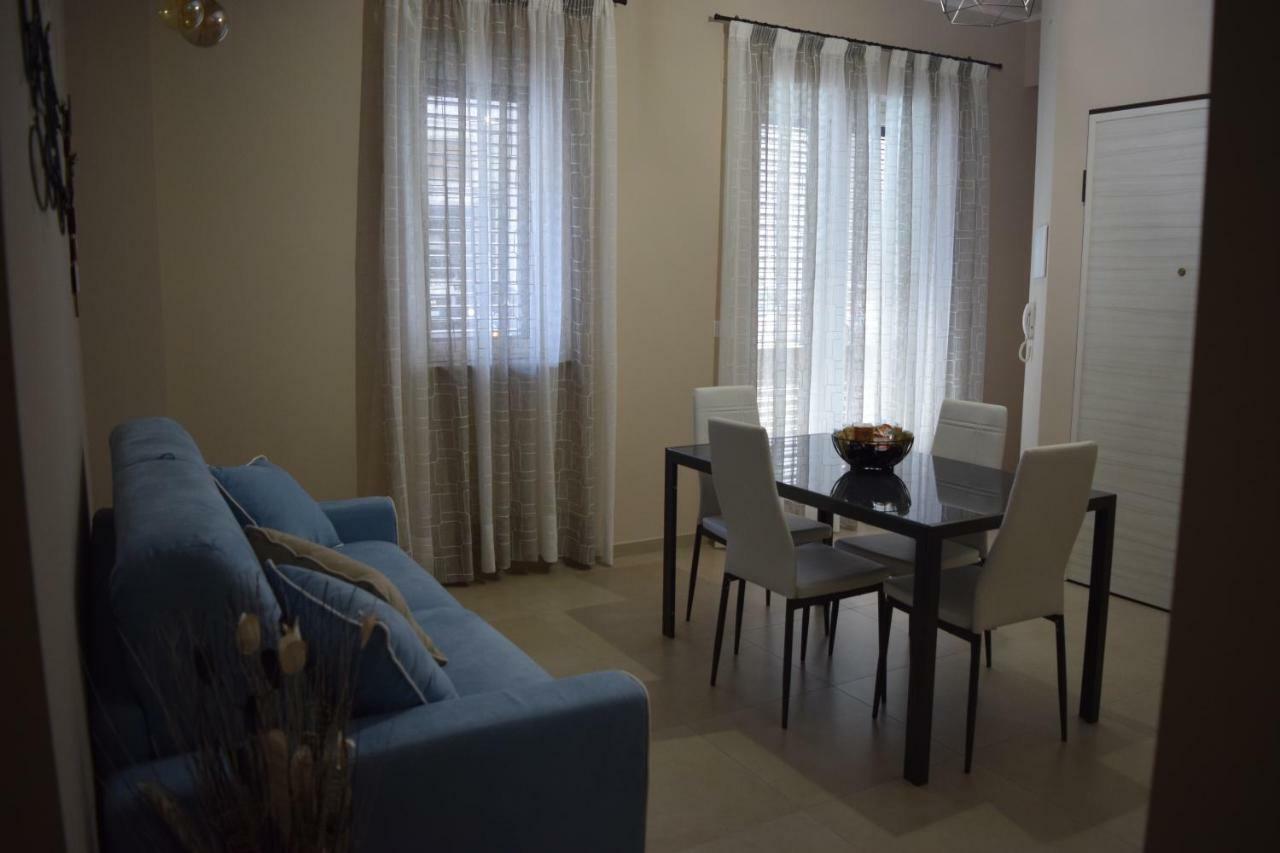 Casa Vacanze Lombardo 圣泰雷萨迪里瓦 外观 照片